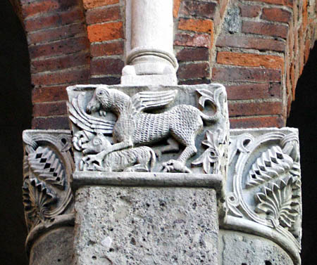 Capitello 01